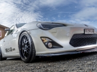 7R408032