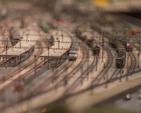 1TRAINS004