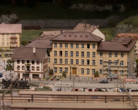 1TRAINS014