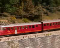 1TRAINS285