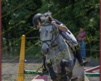 1YVONAND072