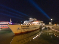7R406885
