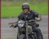 2HOTROAD076