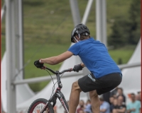2bike895