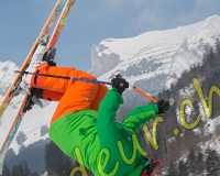 3JAUN067